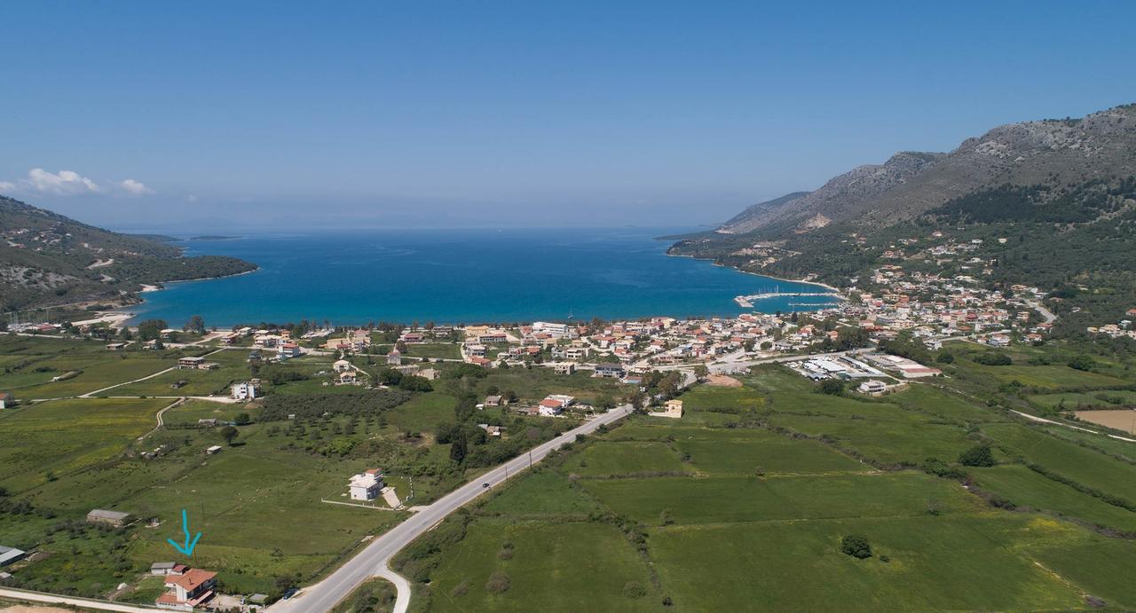 Georgia'S Little Village Plataria Bagian luar foto